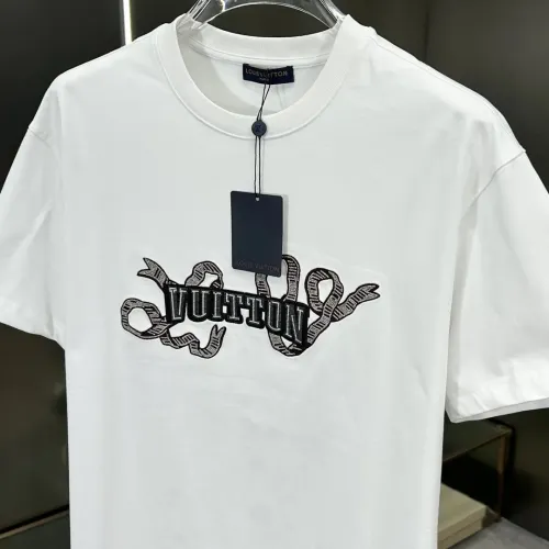 Replica Louis Vuitton LV T-Shirts Short Sleeved For Unisex #1430495 $64.00 USD for Wholesale