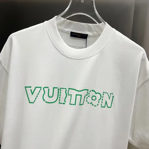 Replica Louis Vuitton LV T-Shirts Short Sleeved For Unisex #1430545 $38.00 USD for Wholesale
