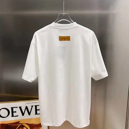 Replica Louis Vuitton LV T-Shirts Short Sleeved For Unisex #1430547 $38.00 USD for Wholesale