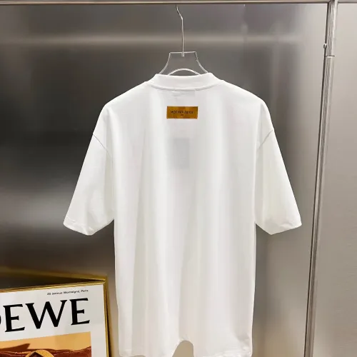 Replica Louis Vuitton LV T-Shirts Short Sleeved For Unisex #1430550 $38.00 USD for Wholesale