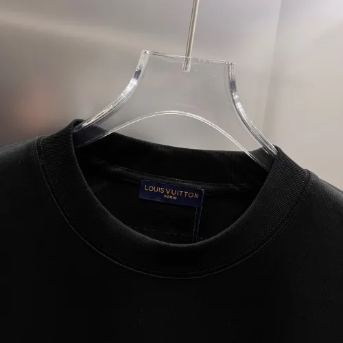 Replica Louis Vuitton LV T-Shirts Short Sleeved For Unisex #1430553 $38.00 USD for Wholesale