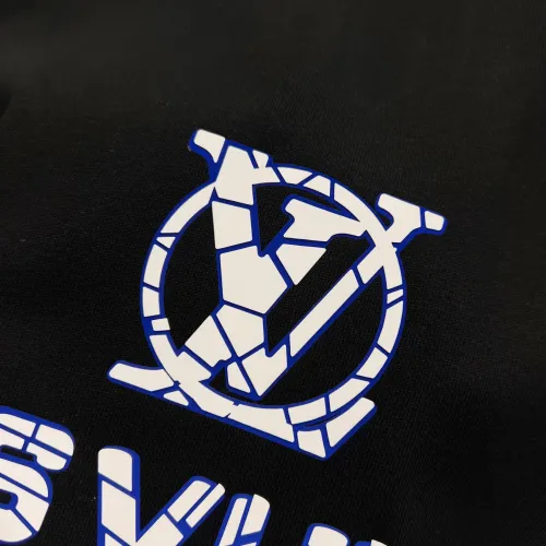 Replica Louis Vuitton LV T-Shirts Short Sleeved For Unisex #1430555 $38.00 USD for Wholesale