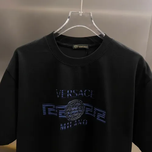 Replica Versace T-Shirts Short Sleeved For Unisex #1430609 $38.00 USD for Wholesale