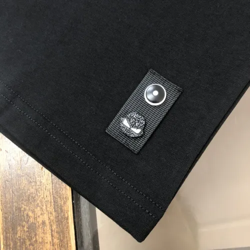 Replica Fendi T-Shirts Short Sleeved For Unisex #1431135 $34.00 USD for Wholesale