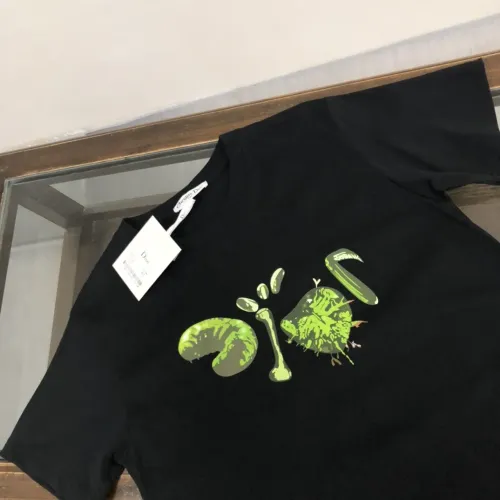 Replica Christian Dior T-Shirts Short Sleeved For Unisex #1431379 $32.00 USD for Wholesale