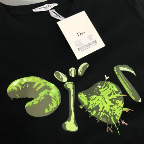Replica Christian Dior T-Shirts Short Sleeved For Unisex #1431379 $32.00 USD for Wholesale