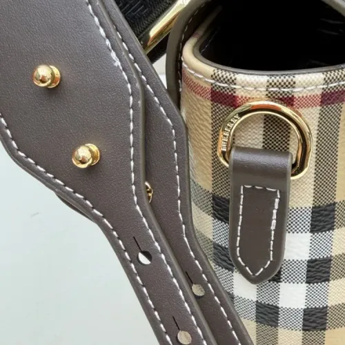 Replica Burberry AAA Quality Messenger Bags For Women #1431794 $96.00 USD for Wholesale