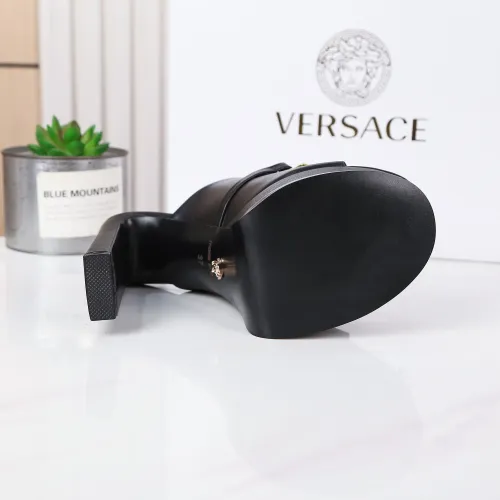 Replica Versace Slippers For Women #1431922 $118.00 USD for Wholesale