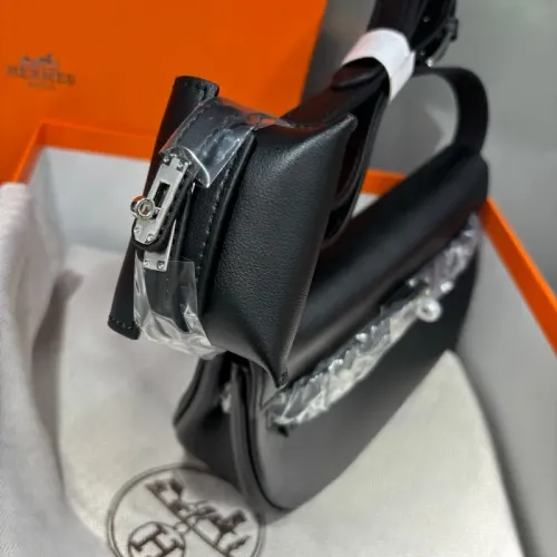 Replica Hermes AAA Quality Messenger Bags For Women #1432011 $88.00 USD for Wholesale