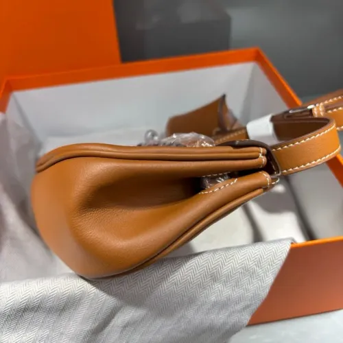 Replica Hermes AAA Quality Messenger Bags For Women #1432015 $88.00 USD for Wholesale