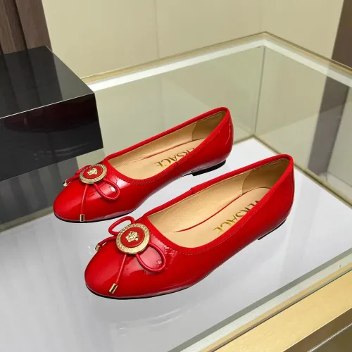 Wholesale Versace Flat Shoes For Women #1432020 $82.00 USD, Wholesale Quality Replica Versace Flat Shoes