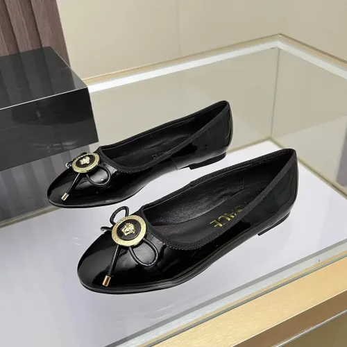 Wholesale Versace Flat Shoes For Women #1432022 $82.00 USD, Wholesale Quality Replica Versace Flat Shoes