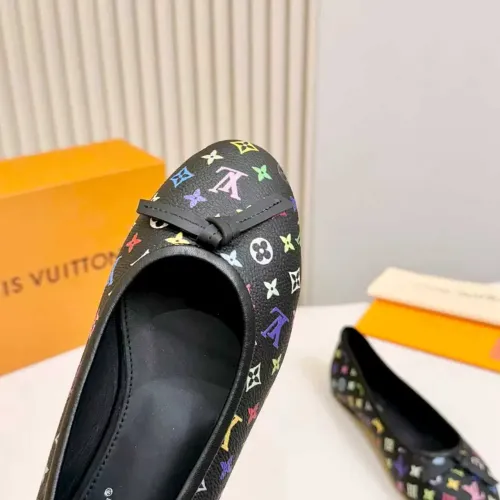 Replica Louis Vuitton Flat Shoes For Women #1432029 $102.00 USD for Wholesale