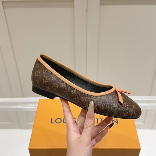 Replica Louis Vuitton Flat Shoes For Women #1432299 $108.00 USD for Wholesale