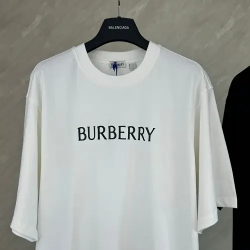 Replica Burberry T-Shirts Short Sleeved For Unisex #1432791 $45.00 USD for Wholesale