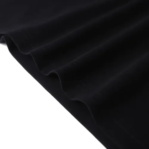 Replica Louis Vuitton LV T-Shirts Short Sleeved For Unisex #1432933 $48.00 USD for Wholesale