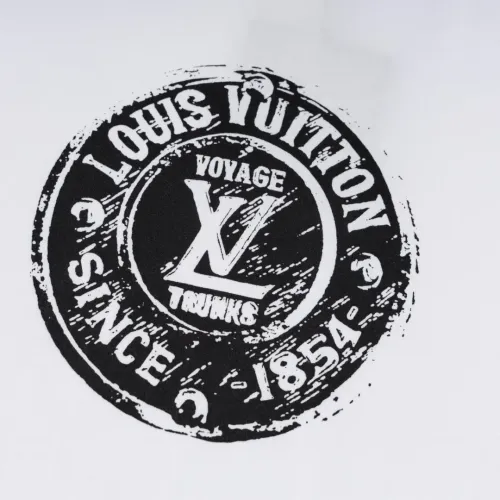 Replica Louis Vuitton LV T-Shirts Short Sleeved For Unisex #1432943 $48.00 USD for Wholesale