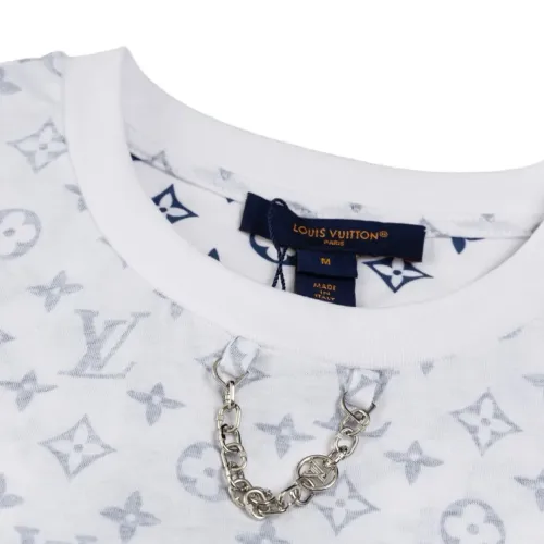 Replica Louis Vuitton LV T-Shirts Short Sleeved For Unisex #1432954 $52.00 USD for Wholesale