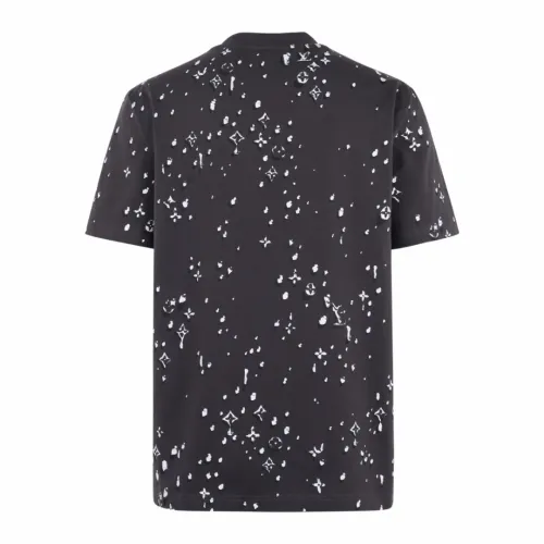 Replica Louis Vuitton LV T-Shirts Short Sleeved For Unisex #1432957 $52.00 USD for Wholesale