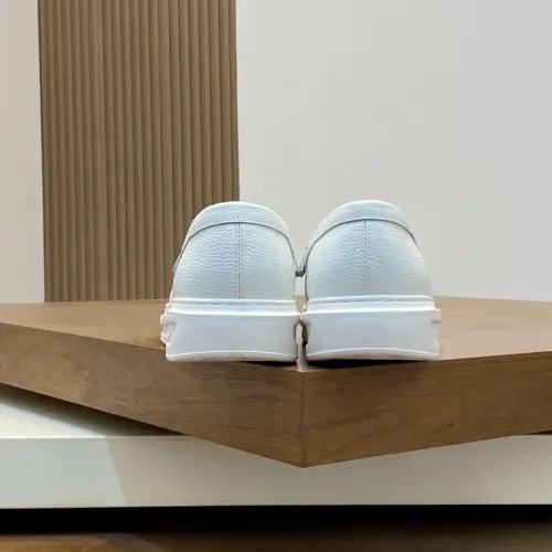 Replica Louis Vuitton Casual Shoes For Men #1433856 $82.00 USD for Wholesale