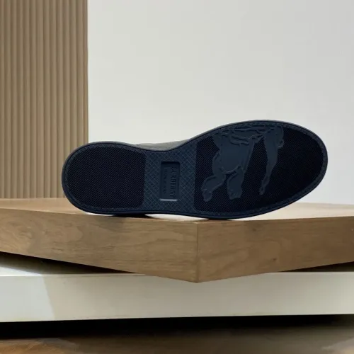 Replica Burberry Casual Shoes For Men #1434340 $76.00 USD for Wholesale