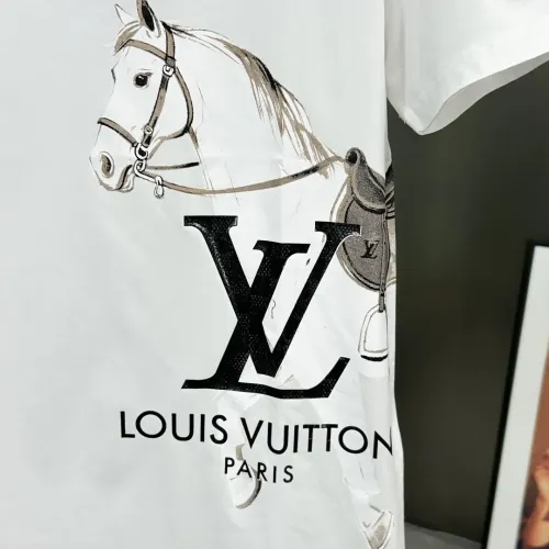 Replica Louis Vuitton LV T-Shirts Short Sleeved For Unisex #1436320 $76.00 USD for Wholesale