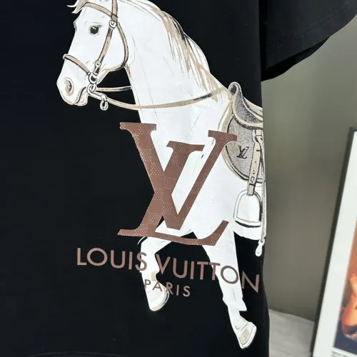Replica Louis Vuitton LV T-Shirts Short Sleeved For Unisex #1436321 $76.00 USD for Wholesale