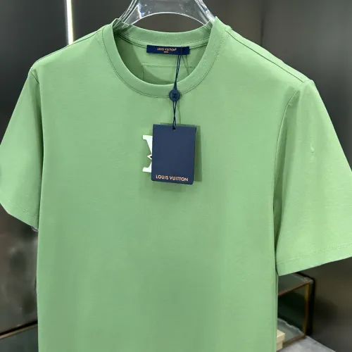 Replica Louis Vuitton LV T-Shirts Short Sleeved For Unisex #1436323 $64.00 USD for Wholesale
