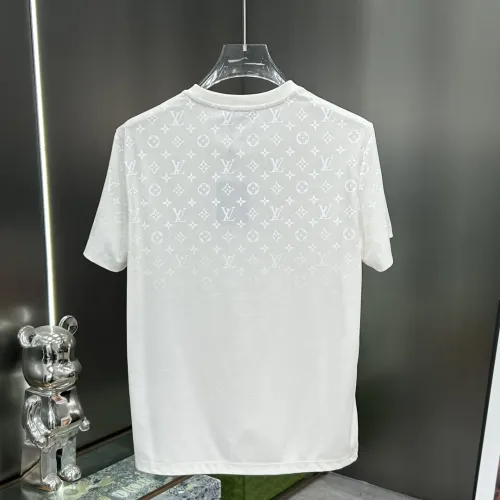 Replica Louis Vuitton LV T-Shirts Short Sleeved For Men #1436370 $68.00 USD for Wholesale