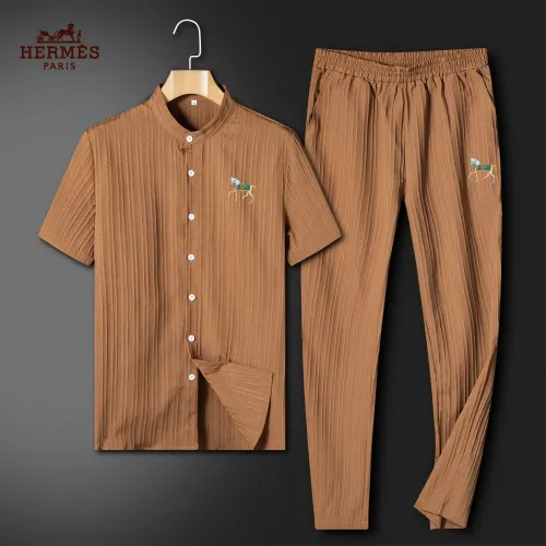 Wholesale Hermes Tracksuits Short Sleeved For Unisex #1436766 $64.00 USD, Wholesale Quality Replica Hermes Tracksuits