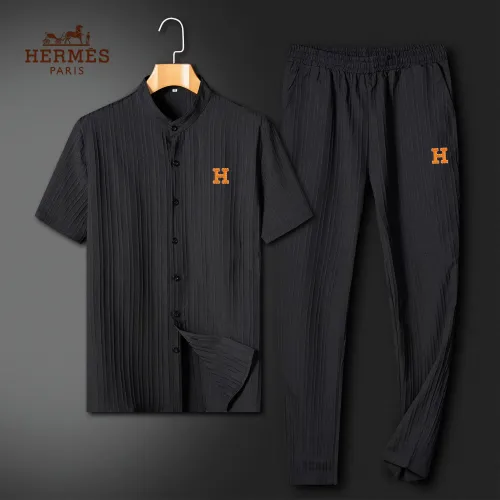 Wholesale Hermes Tracksuits Short Sleeved For Unisex #1436779 $64.00 USD, Wholesale Quality Replica Hermes Tracksuits
