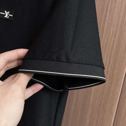 Replica Louis Vuitton LV T-Shirts Short Sleeved For Men #1436858 $48.00 USD for Wholesale