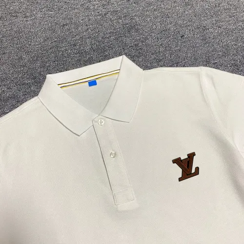 Replica Louis Vuitton LV T-Shirts Short Sleeved For Men #1437451 $29.00 USD for Wholesale