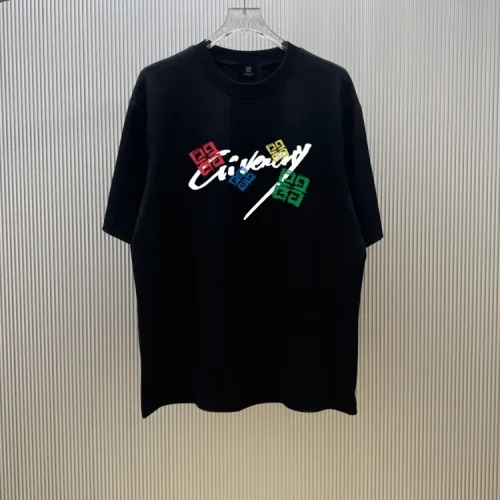 Wholesale Givenchy T-Shirts Short Sleeved For Unisex #1437624 $34.00 USD, Wholesale Quality Replica Givenchy T-Shirts