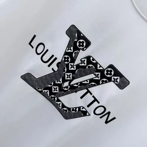 Replica Louis Vuitton LV T-Shirts Short Sleeved For Unisex #1437652 $36.00 USD for Wholesale