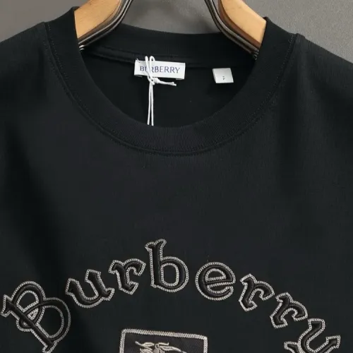 Replica Burberry T-Shirts Short Sleeved For Unisex #1438200 $36.00 USD for Wholesale