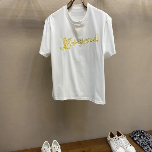 Wholesale Louis Vuitton LV T-Shirts Short Sleeved For Men #1438317 $39.00 USD, Wholesale Quality Replica Louis Vuitton LV T-Shirts