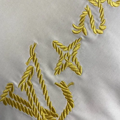 Replica Louis Vuitton LV T-Shirts Short Sleeved For Men #1438317 $39.00 USD for Wholesale
