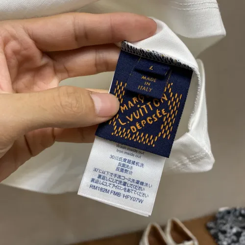 Replica Louis Vuitton LV T-Shirts Short Sleeved For Men #1438317 $39.00 USD for Wholesale