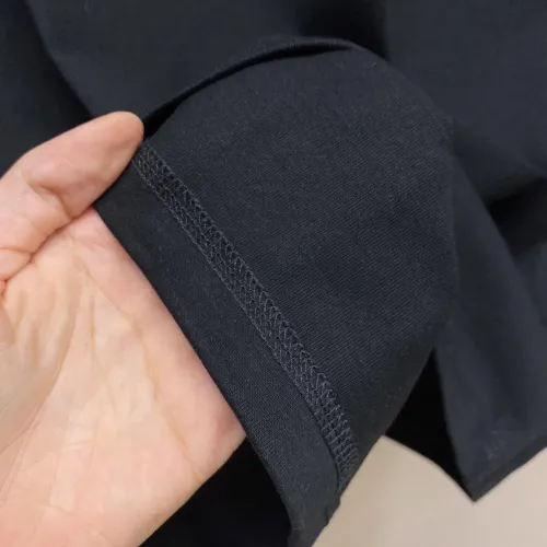 Replica Louis Vuitton LV T-Shirts Short Sleeved For Men #1438318 $39.00 USD for Wholesale