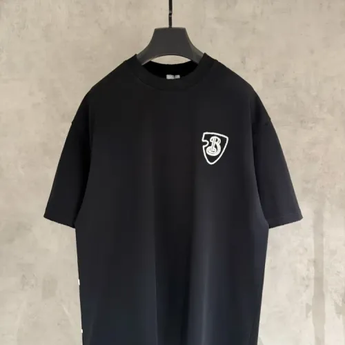 Wholesale Burberry T-Shirts Short Sleeved For Unisex #1438418 $48.00 USD, Wholesale Quality Replica Burberry T-Shirts