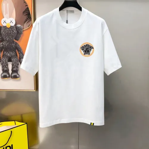 Replica Versace T-Shirts Short Sleeved For Men #1438659 $40.00 USD for Wholesale