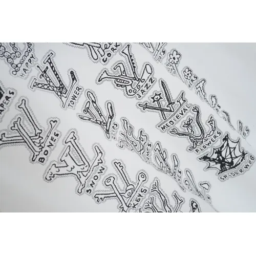 Replica Louis Vuitton LV T-Shirts Short Sleeved For Unisex #1438859 $32.00 USD for Wholesale