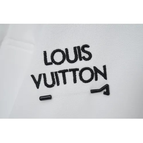 Replica Louis Vuitton LV T-Shirts Short Sleeved For Men #1438861 $42.00 USD for Wholesale
