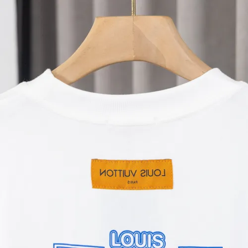Replica Louis Vuitton LV T-Shirts Short Sleeved For Men #1438867 $36.00 USD for Wholesale