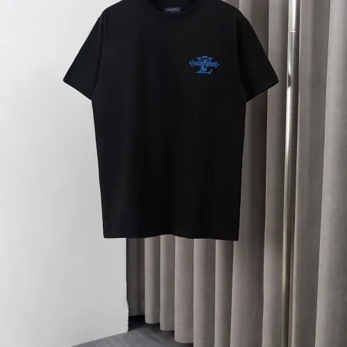 Replica Louis Vuitton LV T-Shirts Short Sleeved For Men #1438868 $36.00 USD for Wholesale