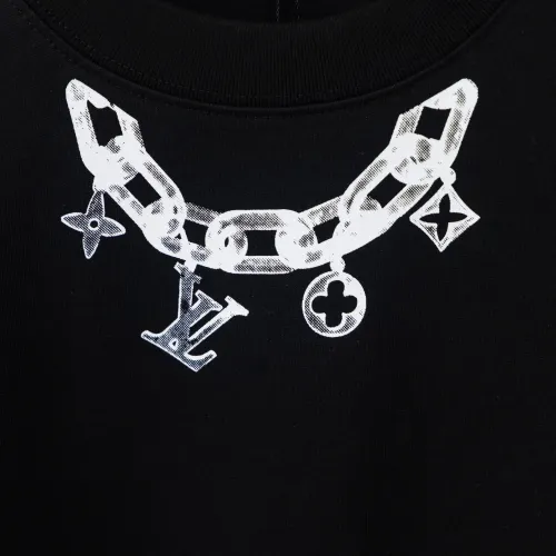 Replica Louis Vuitton LV T-Shirts Short Sleeved For Men #1438870 $36.00 USD for Wholesale