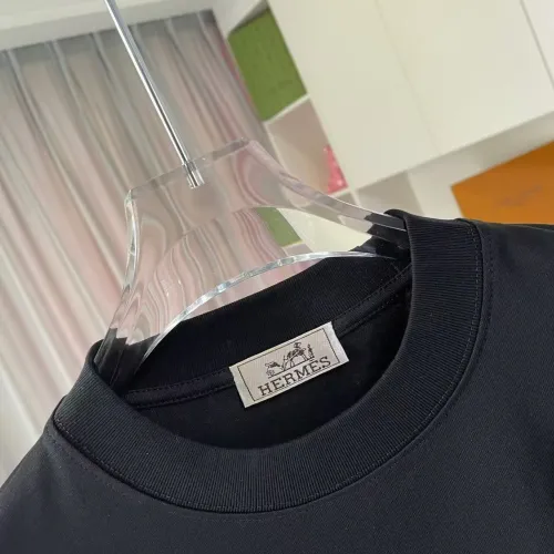 Replica Hermes T-Shirts Short Sleeved For Unisex #1438988 $42.00 USD for Wholesale
