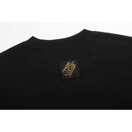 Replica Louis Vuitton LV T-Shirts Short Sleeved For Unisex #1439069 $42.00 USD for Wholesale