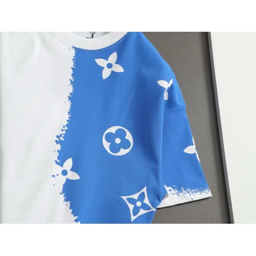 Replica Louis Vuitton LV T-Shirts Short Sleeved For Unisex #1439072 $45.00 USD for Wholesale